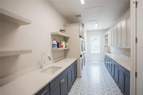 4402 W Beach Park Drive Tampa FL 33609