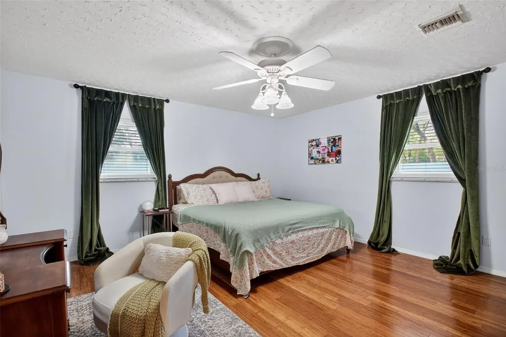 4536 Simmons Road Orlando FL 32812