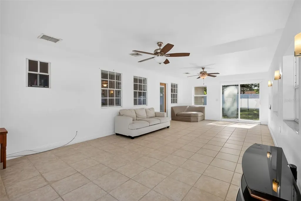 4536 Simmons Road Orlando FL 32812