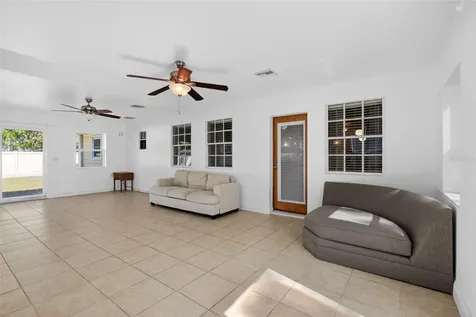 4536 Simmons Road Orlando FL 32812