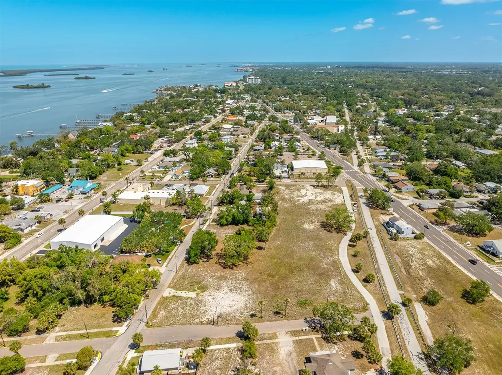 611 Palm Bluff Street Clearwater FL 33755