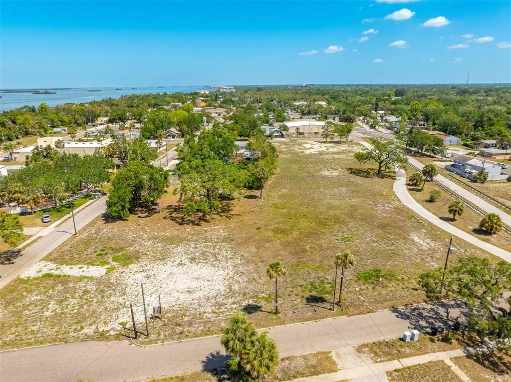 611 Palm Bluff Street Clearwater FL 33755