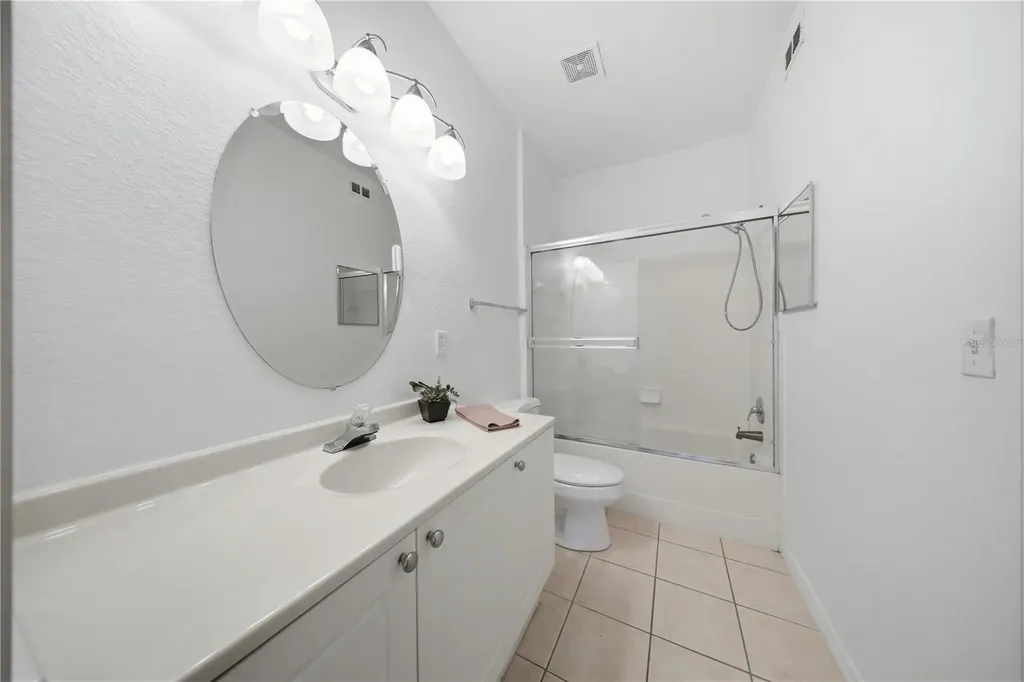 2484 Lancien Court Orlando FL 32826