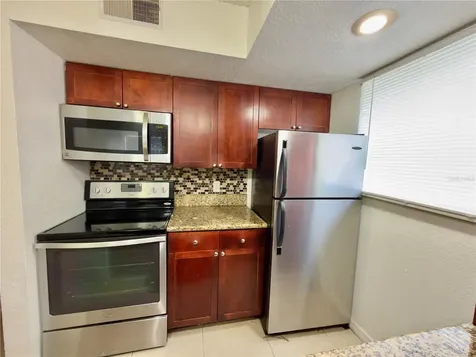 5152 Conroy Road Orlando FL 32811