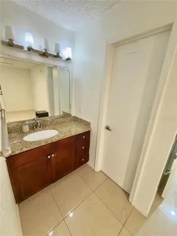 5152 Conroy Road Orlando FL 32811