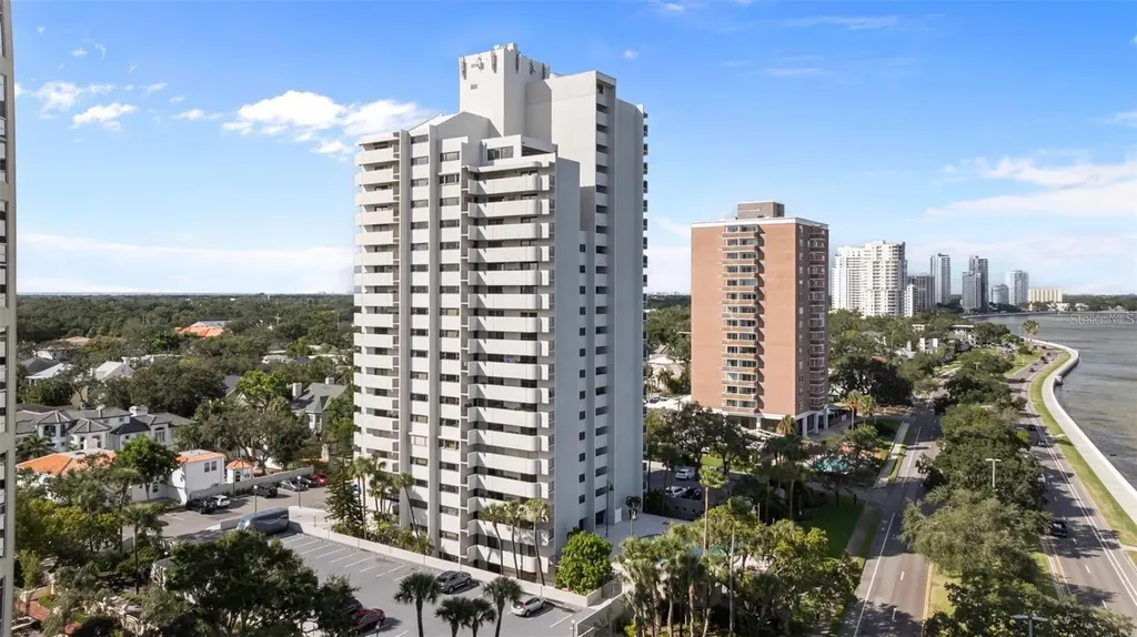 4141 Bayshore Boulevard Tampa FL 33611