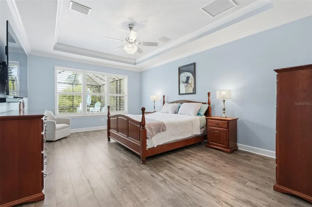 33805 Castaway Loop Wesley Chapel FL 33543