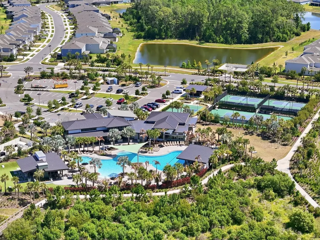 33805 Castaway Loop Wesley Chapel FL 33543