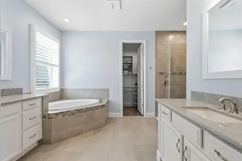 33805 Castaway Loop Wesley Chapel FL 33543