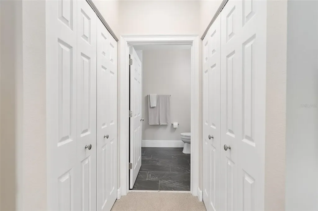 1185 SW 9th Road Gainesville FL 32601