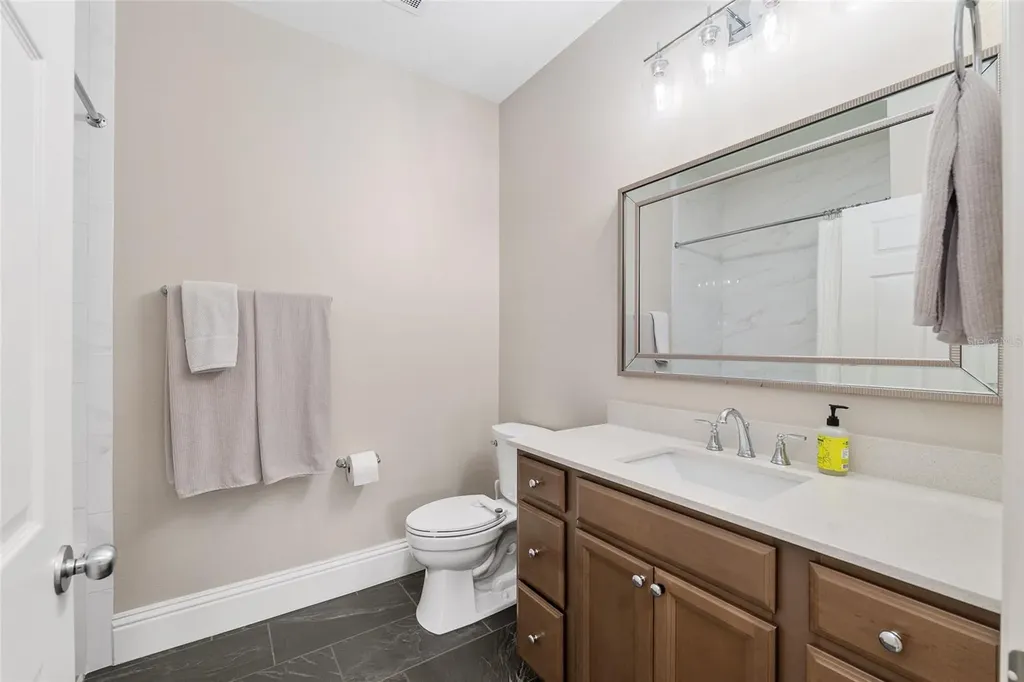 1185 SW 9th Road Gainesville FL 32601