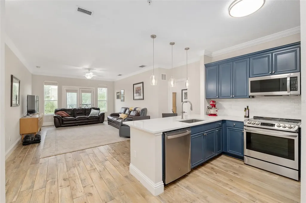 1185 SW 9th Road Gainesville FL 32601