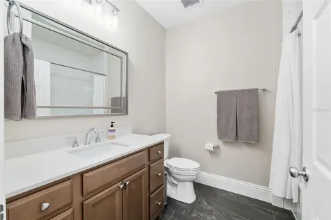 1185 SW 9th Road Gainesville FL 32601