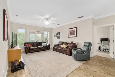 1185 SW 9th Road Gainesville FL 32601