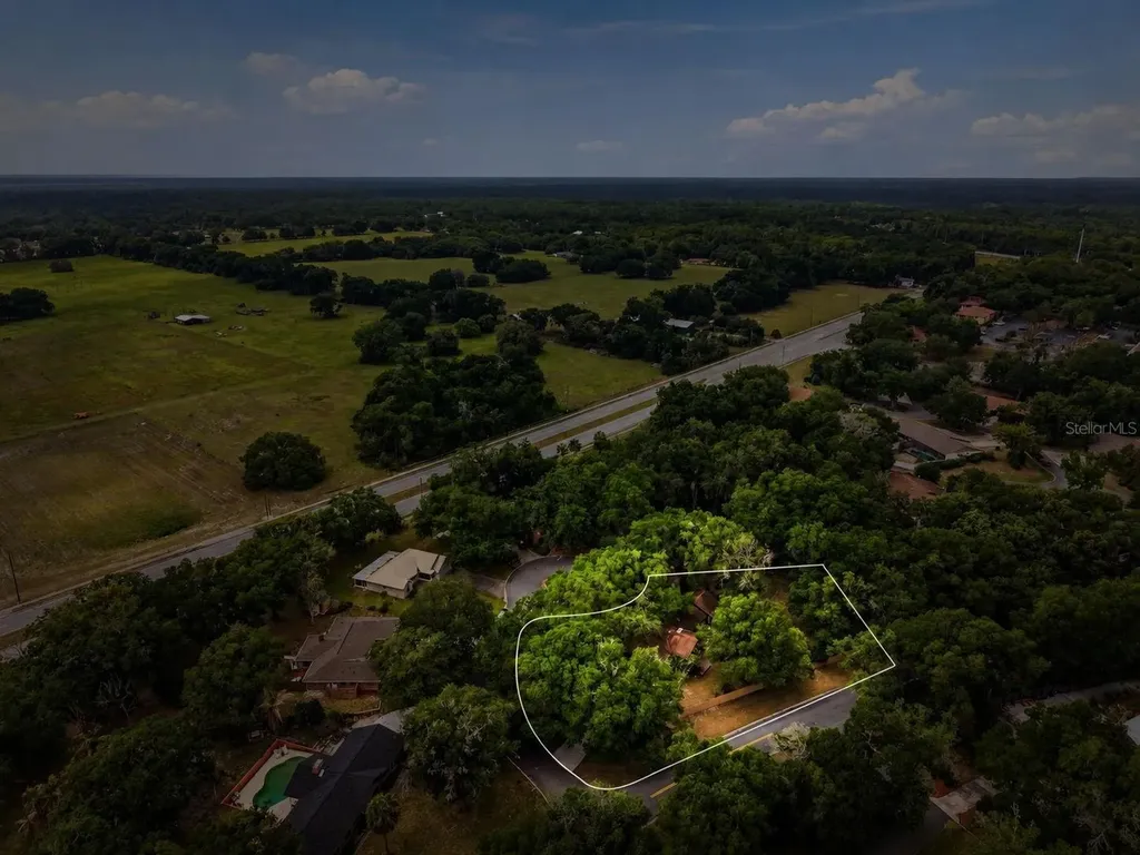 2890 Green Mountain Road Deland FL 32720