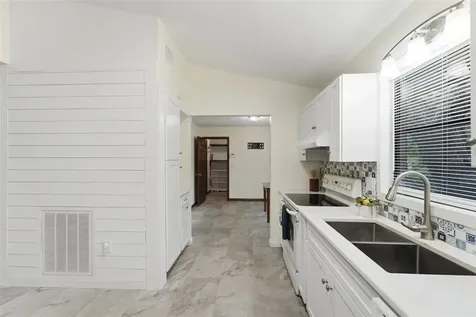 2890 Green Mountain Road Deland FL 32720