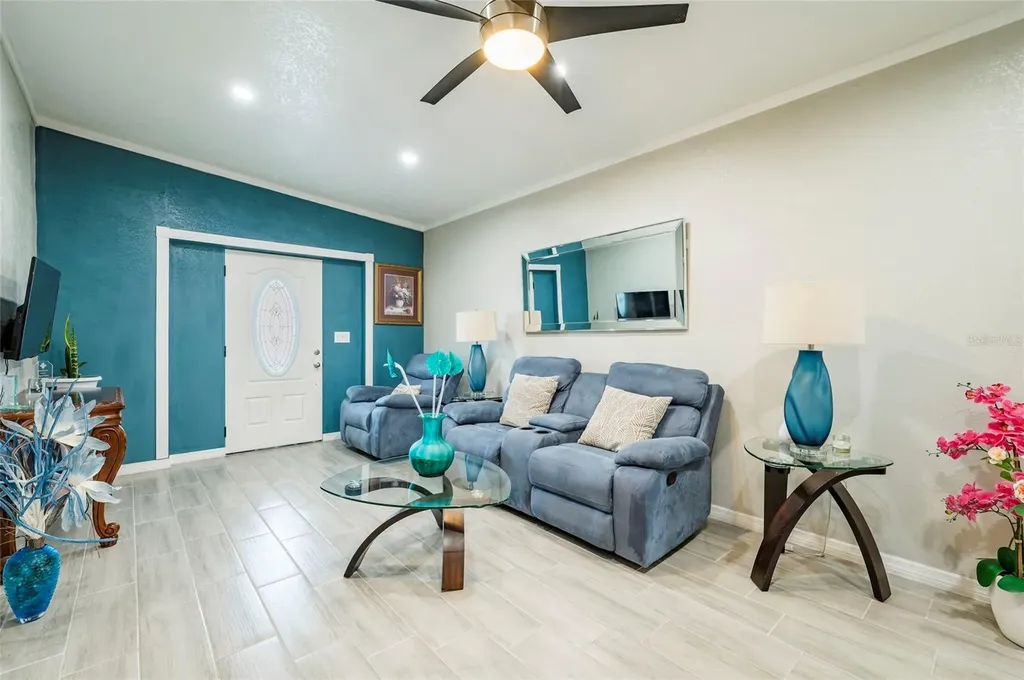 7511 Tidewater Trail Tampa FL 33619