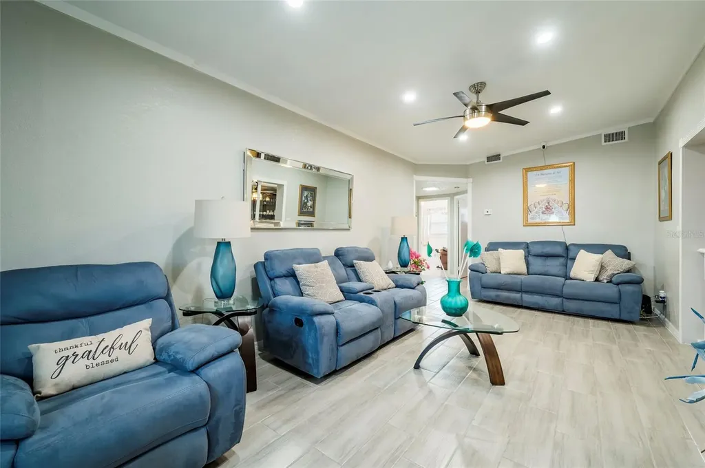 7511 Tidewater Trail Tampa FL 33619