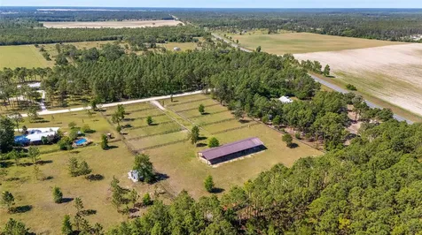 13531 SE 54th Street Morriston FL 32668