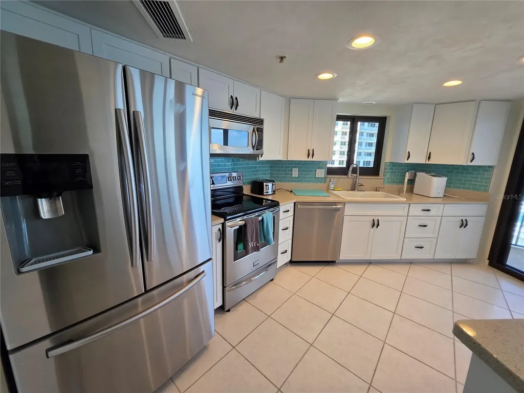 2555 S Atlantic Avenue Daytona Beach FL 32118