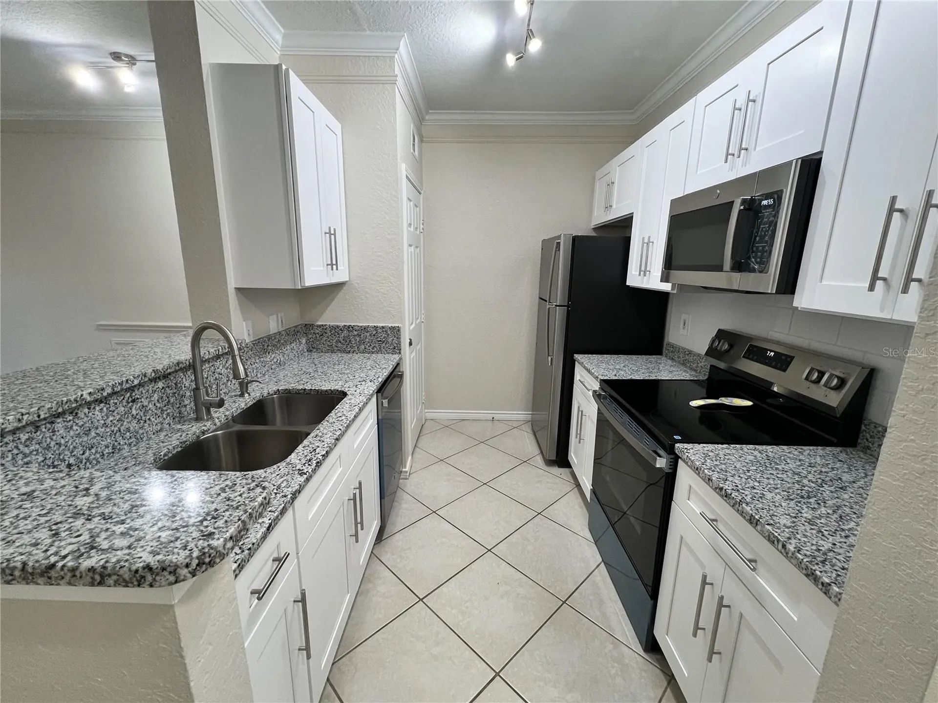 4323 Bayside Village Drive Tampa FL 33615