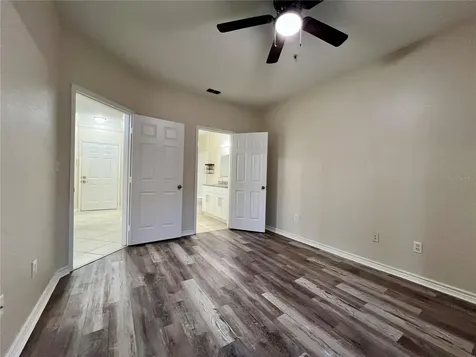 4323 Bayside Village Drive Tampa FL 33615