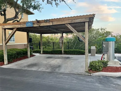 4323 Bayside Village Drive Tampa FL 33615