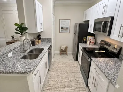4323 Bayside Village Drive Tampa FL 33615
