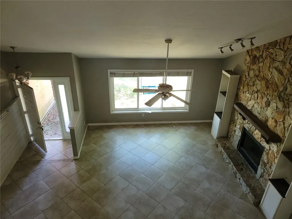 1111 Mina Avenue NE Palm Bay FL 32907