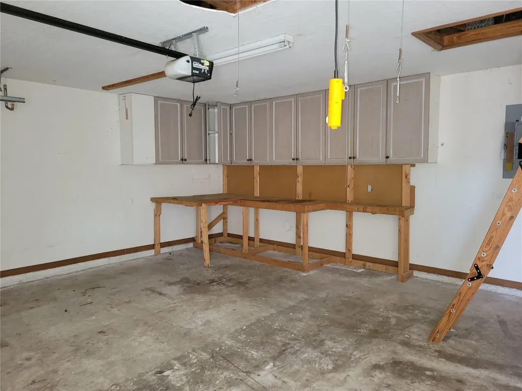 1111 Mina Avenue NE Palm Bay FL 32907