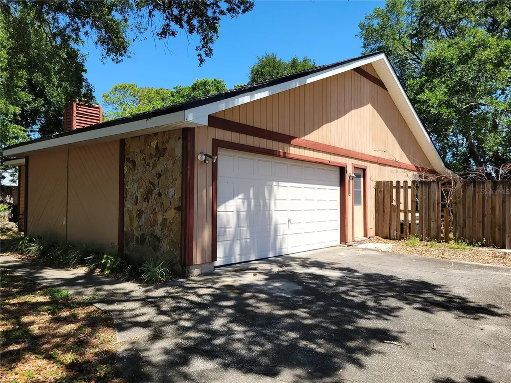 1111 Mina Avenue NE Palm Bay FL 32907
