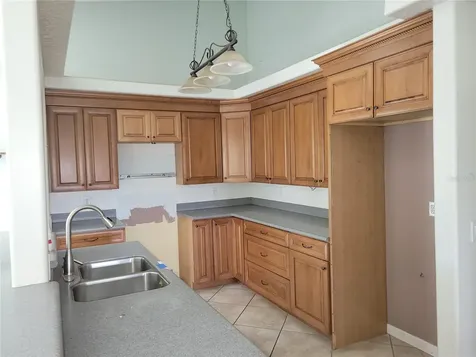 1111 Mina Avenue NE Palm Bay FL 32907