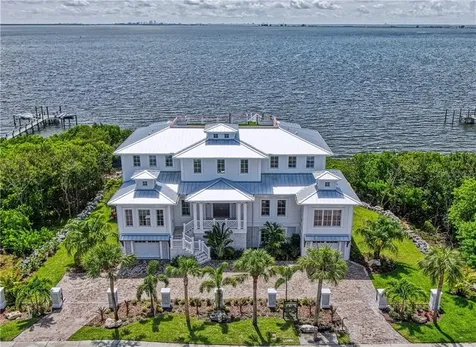 910 S Bayshore Boulevard Safety Harbor FL 34695
