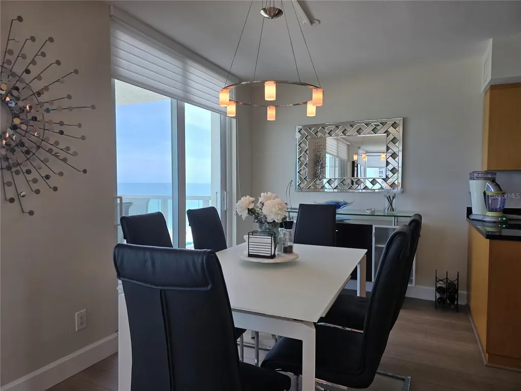 2425 Gulf Of Mexico Drive Longboat Key FL 34228