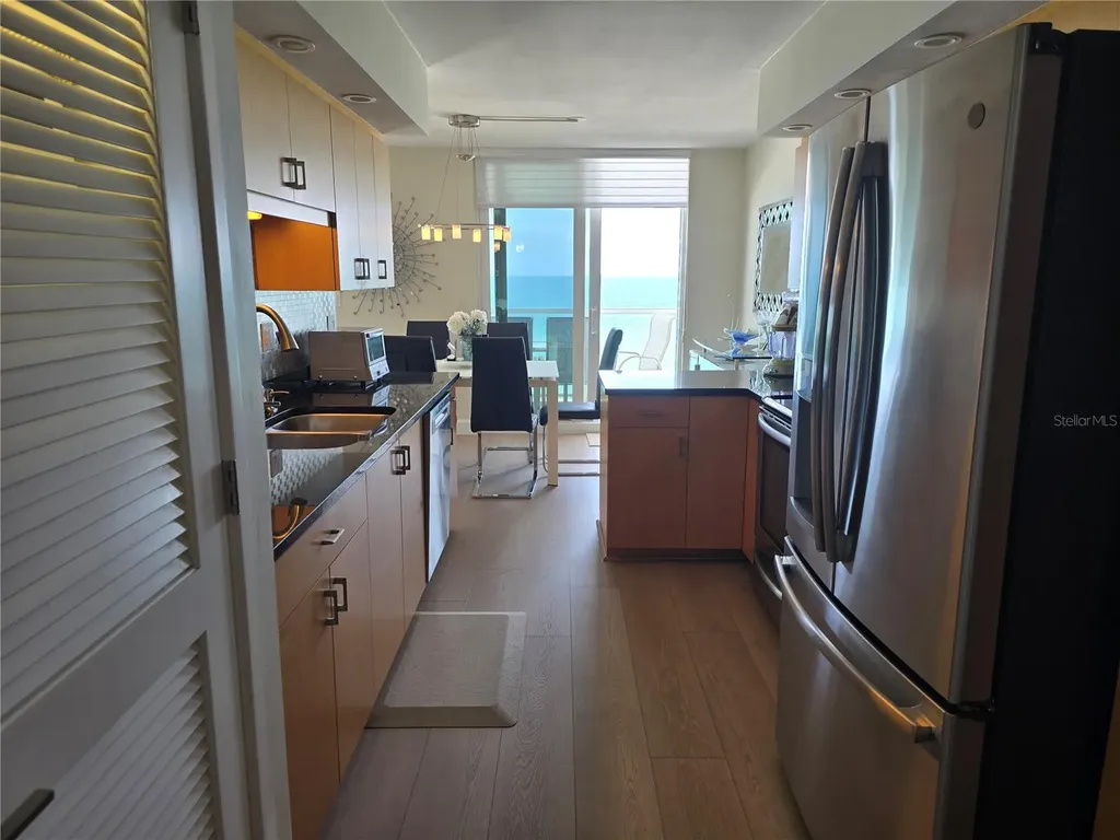 2425 Gulf Of Mexico Drive Longboat Key FL 34228