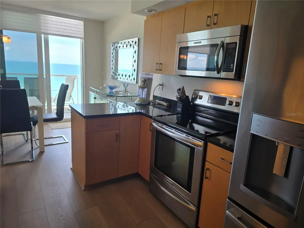 2425 Gulf Of Mexico Drive Longboat Key FL 34228