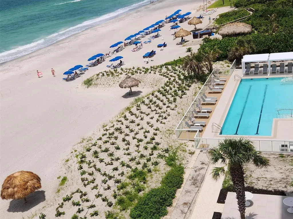 2425 Gulf Of Mexico Drive Longboat Key FL 34228