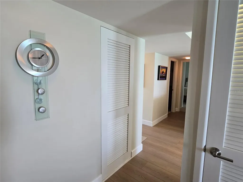 2425 Gulf Of Mexico Drive Longboat Key FL 34228