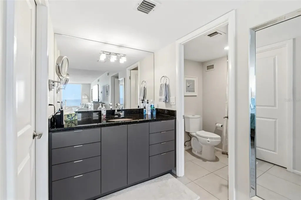 2425 Gulf Of Mexico Drive Longboat Key FL 34228