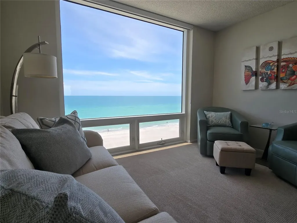 2425 Gulf Of Mexico Drive Longboat Key FL 34228