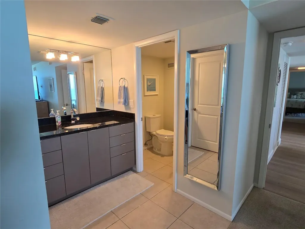 2425 Gulf Of Mexico Drive Longboat Key FL 34228