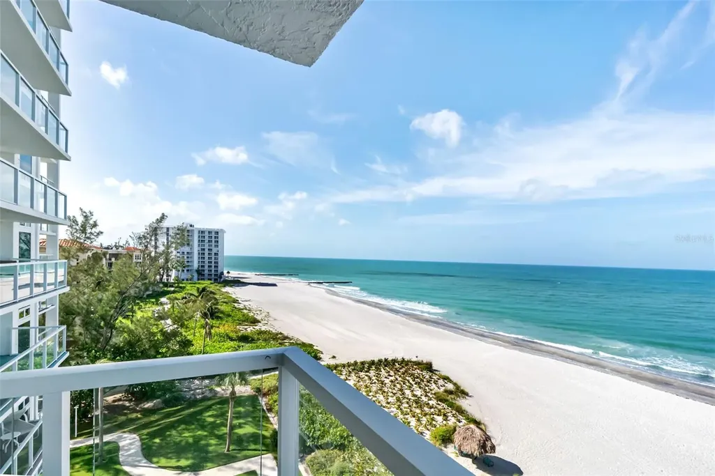 2425 Gulf Of Mexico Drive Longboat Key FL 34228