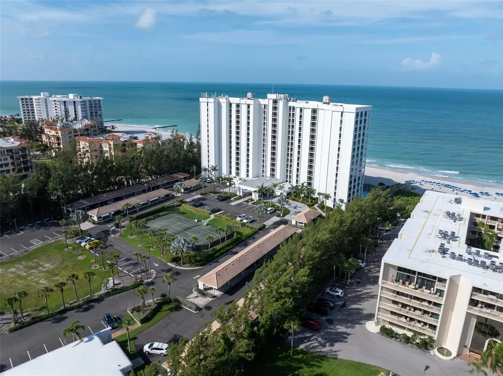 2425 Gulf Of Mexico Drive Longboat Key FL 34228