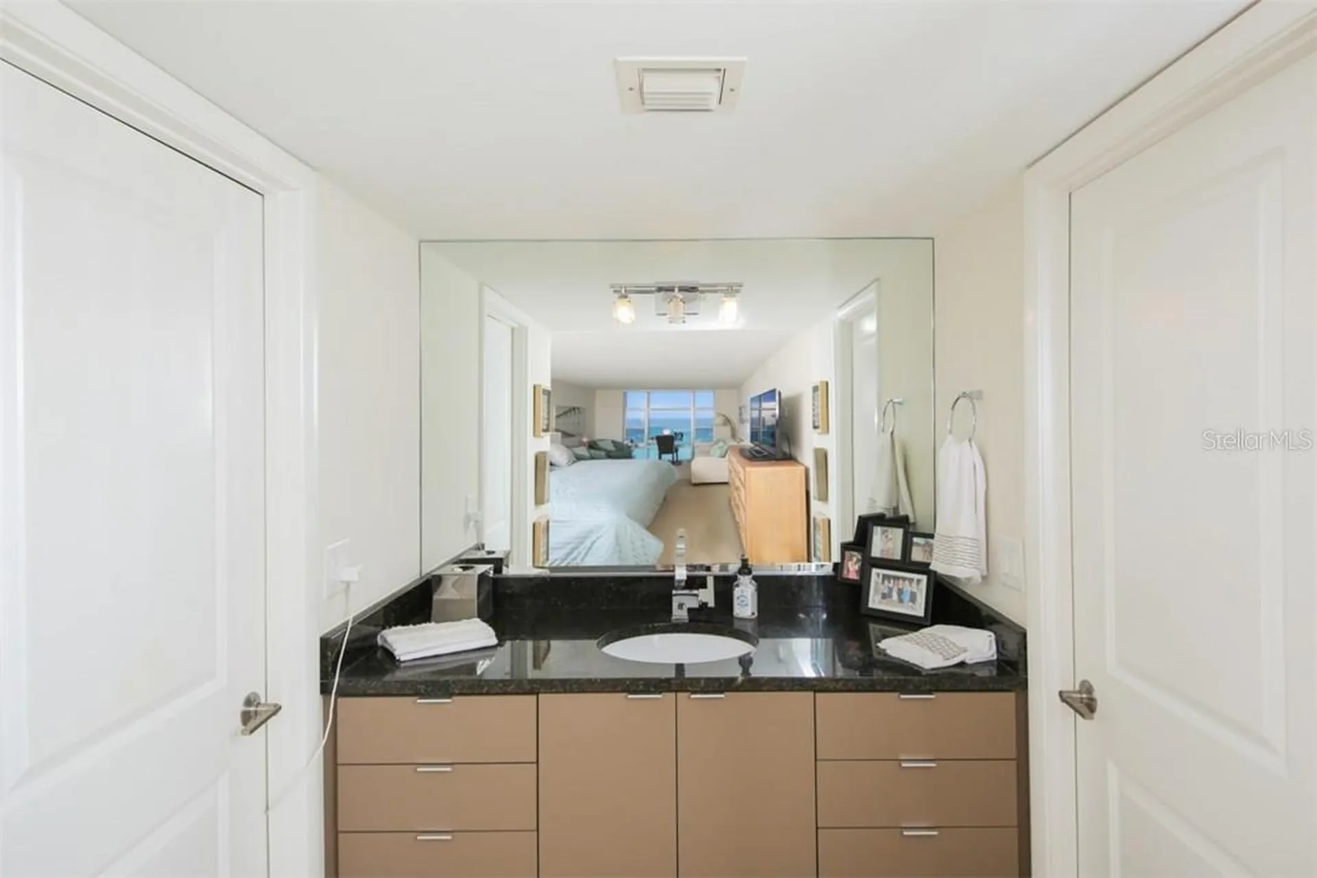 2425 Gulf Of Mexico Drive Longboat Key FL 34228