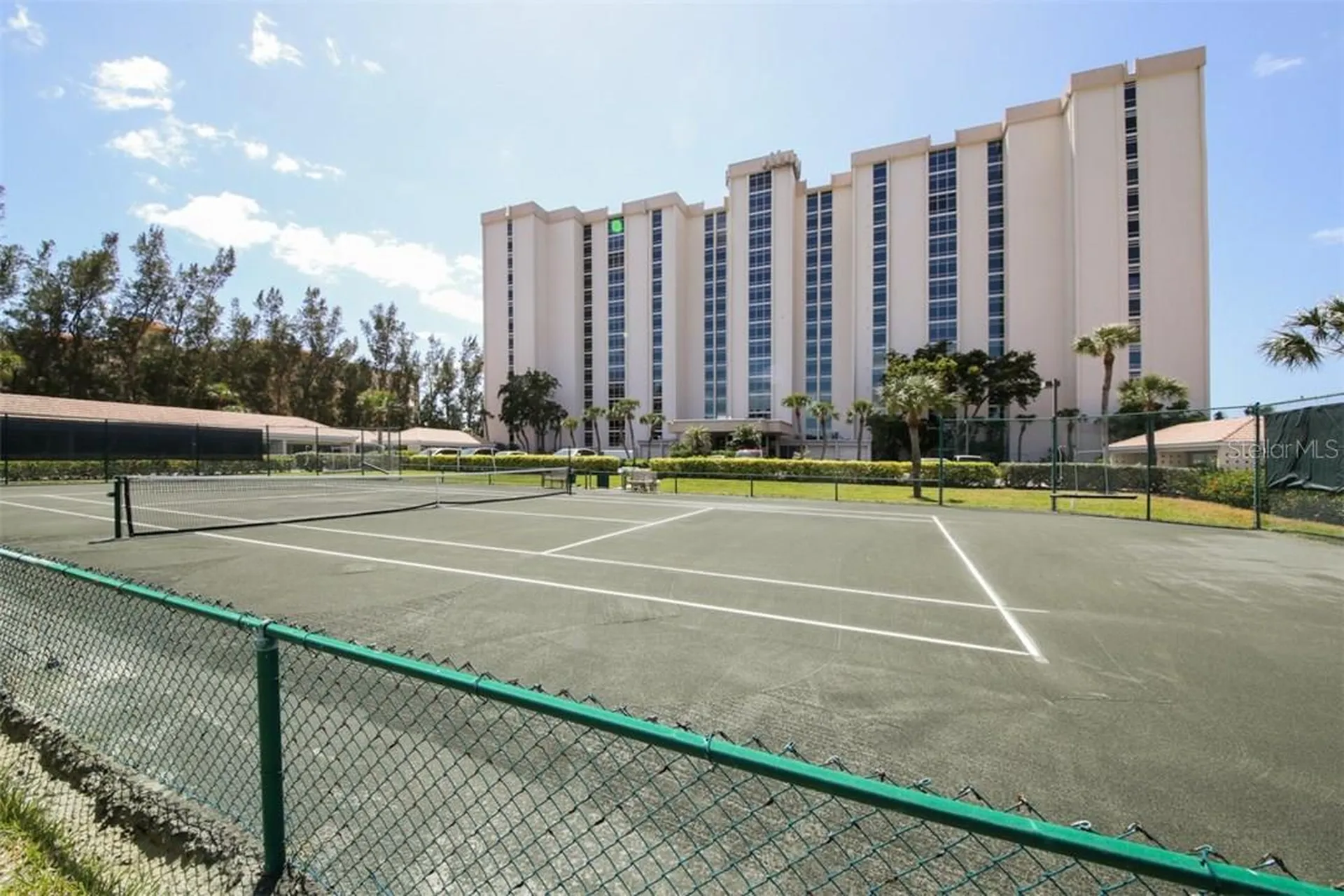 2425 Gulf Of Mexico Drive Longboat Key FL 34228