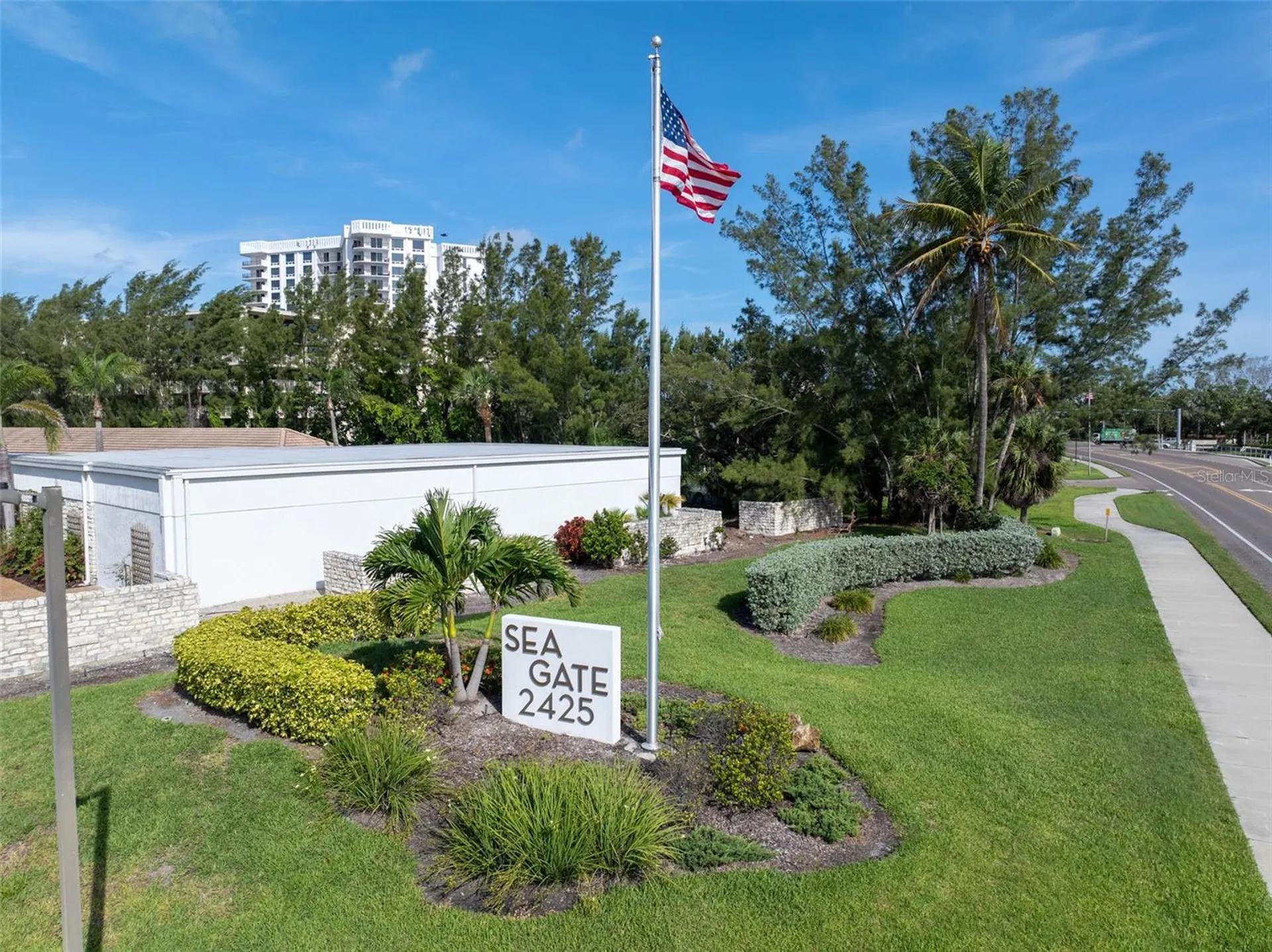 2425 Gulf Of Mexico Drive Longboat Key FL 34228