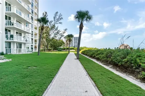 2425 Gulf Of Mexico Drive Longboat Key FL 34228