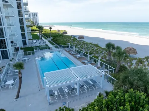 2425 Gulf Of Mexico Drive Longboat Key FL 34228