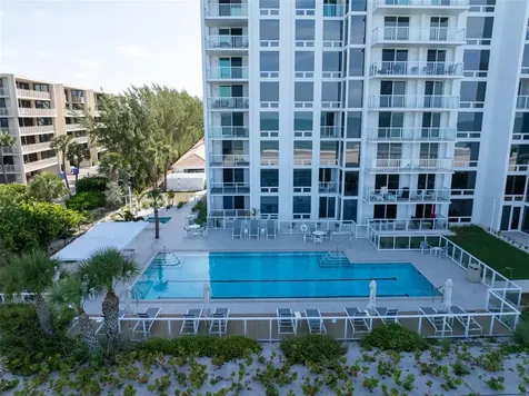 2425 Gulf Of Mexico Drive Longboat Key FL 34228
