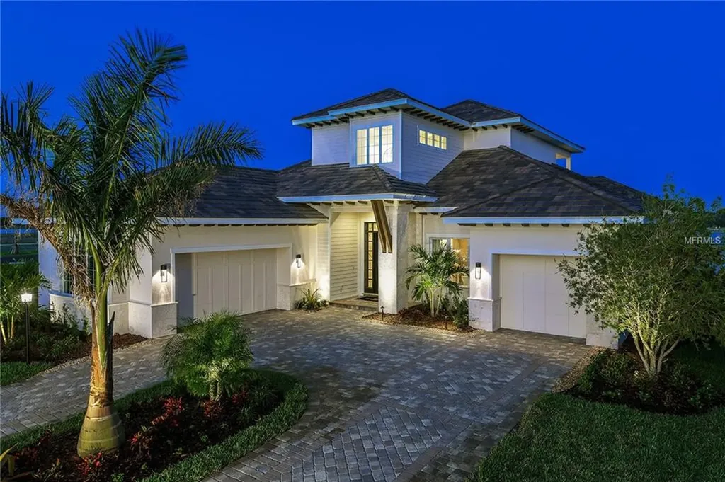 797 Crosswind Avenue Sarasota FL 34240